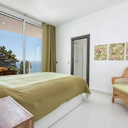 De Lujo. Infinity Pool Y Vista 360º De Villa Nerja